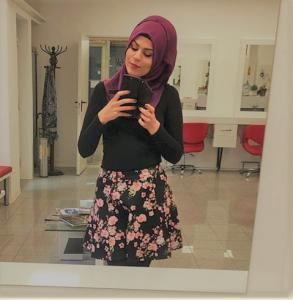 Aziza (47) uit Zuid-Holland