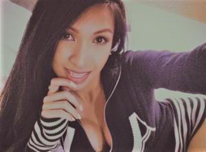 Nona_Manis