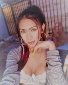 Nona_Manis