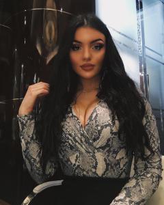 Verlegenmeisje (20) uit Noord-Holland
