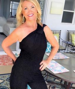 stopnooitmetlachen (70) uit Noord-Holland