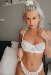 Doornroosje (26) uit Friesland