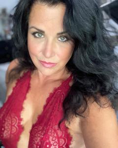 Ivonne (52) uit Friesland