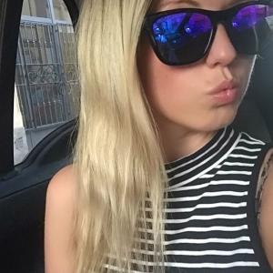 Roos_Kuss